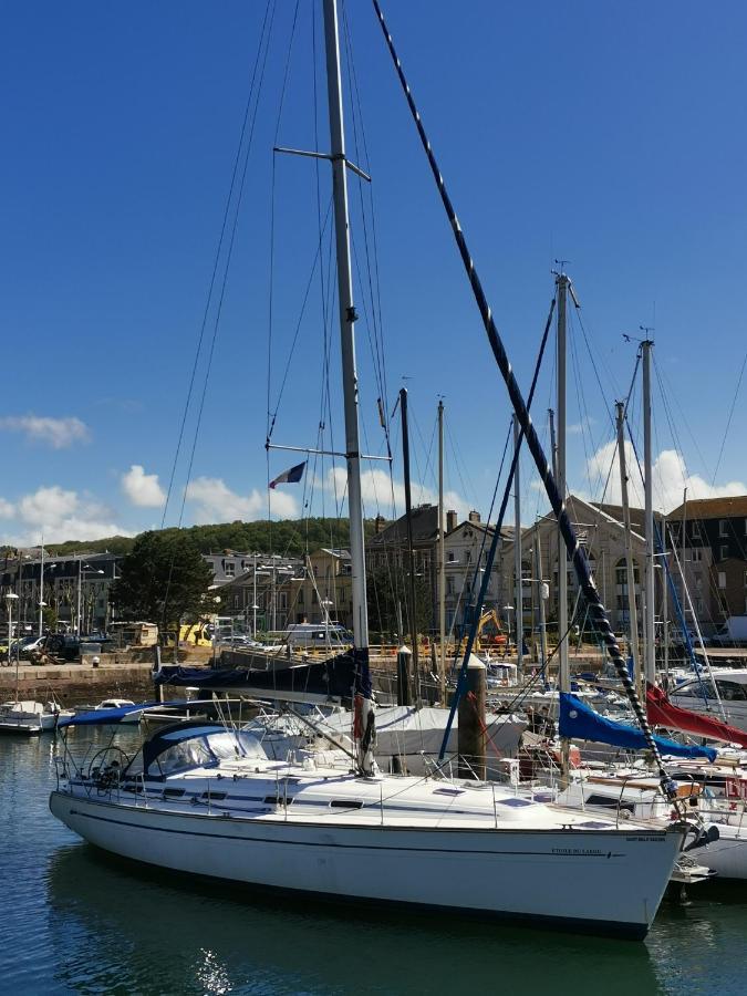 Spacieux Voilier Fécamp Exterior photo